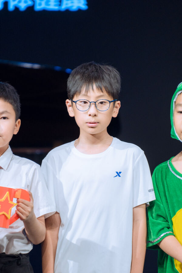 学生集会 - Grade 1& Grade 2,南通惠立学校